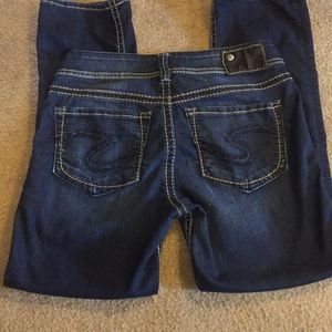 Suki curvy Silver Brand Capri jeans size 27 EUC!!
